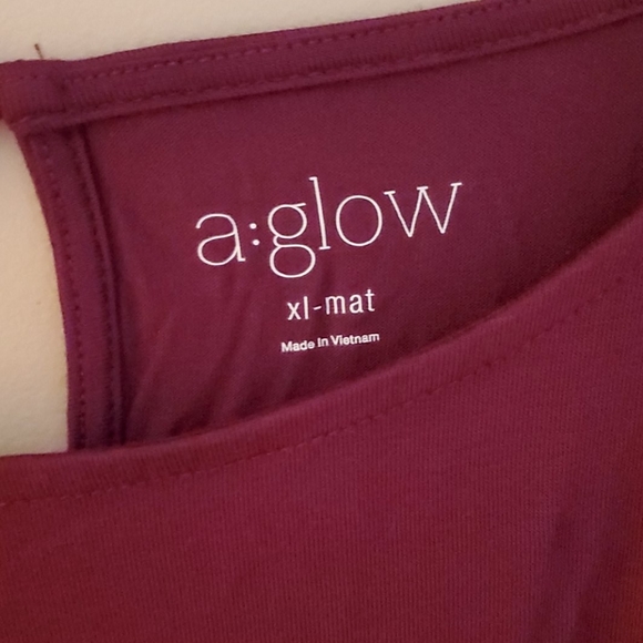 3/4 sleeve maternity top - Picture 2 of 4